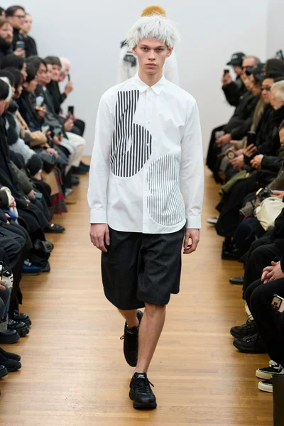 Look 22